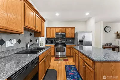 29854 30th Avenue S, Federal Way, WA 98003 - Photo 8