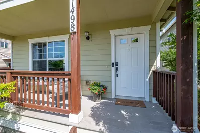 1498 NW 5th Avenue, Oak Harbor, WA 98277 - Photo 2