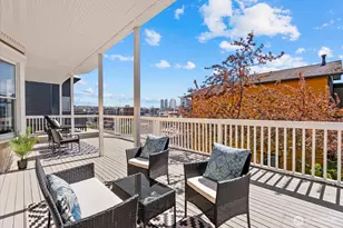 920 4th Ave N, Seattle, WA 98109 - Photo 22