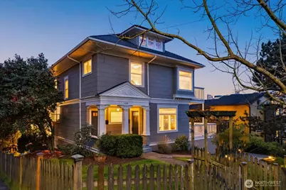 920 4th Avenue N, Seattle, WA 98109 - Photo 2
