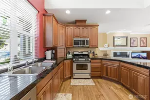 13245 230th Pl NE, Redmond, WA 98053 - Photo 10