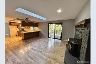 7305 38th Loop SE, Lacey, WA 98503 - Photo 10