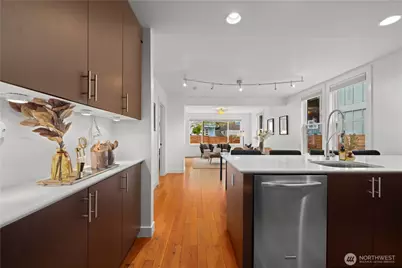927 29th Avenue S, Seattle, WA 98144 - Photo 12