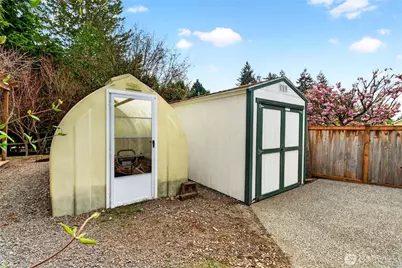 21706 116th Street E, Bonney Lake, WA 98391 - Photo 34