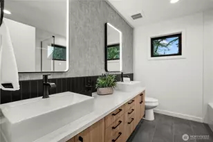 13022 Corliss Ave N, Seattle, WA 98133 - Photo 32