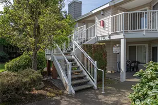11130 SE 208th St, Kent, WA 98031 - Photo 2