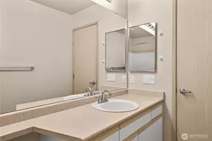 11130 SE 208th St, Kent, WA 98031 - Photo 24