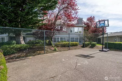 11130 SE 208th Street #E201, Kent, WA 98031 - Photo 28