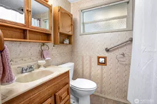 213 Alder St, Everett, WA 98203 - Photo 12