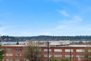 5829 NE 75th St, Seattle, WA 98115 - Photo 14