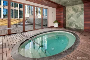 10700 NE 4th St, Bellevue, WA 98004 - Photo 28