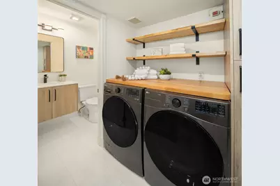 2702 4th Avenue W, Seattle, WA 98119 - Photo 28
