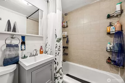 11315 D Street E, Tacoma, WA 98445 - Photo 10