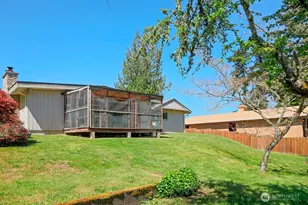 525 Farragut Ave NE, Port Orchard, WA 98366 - Photo 32