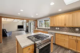 23105 20th Ave S, Des Moines, WA 98198 - Photo 8