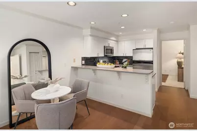 1417 Queen Anne Avenue N #206, Seattle, WA 98109 - Photo 6