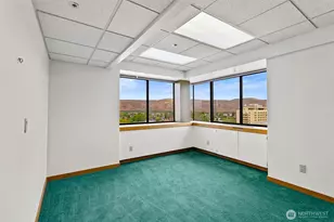 402 E Yakima Ave, Yakima, WA 98901 - Photo 14