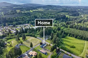 1016 NE Rhoades St, Winlock, WA 98596 - Photo 2