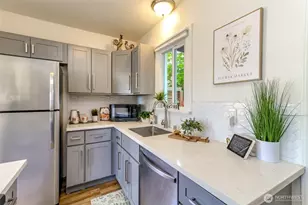 606 S 61st St, Tacoma, WA 98408 - Photo 10