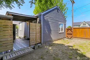 606 S 61st St, Tacoma, WA 98408 - Photo 24