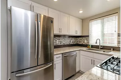 10426 17th Avenue SW #10426, Seattle, WA 98146 - Photo 18