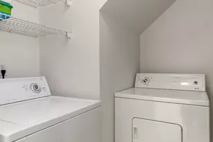 10426 17th Ave SW, Seattle, WA 98146 - Photo 22