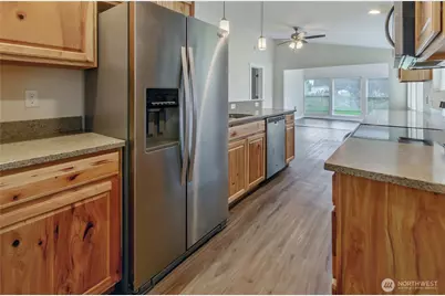 16537 Mimosa Court SE, Yelm, WA 98597 - Photo 6