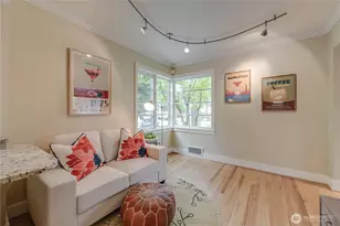 1311 N 78th St, Seattle, WA 98103 - Photo 8