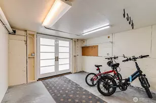1311 N 78th St, Seattle, WA 98103 - Photo 34