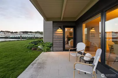 428 Harborview Drive SE, Bainbridge Island, WA 98110 - Photo 4