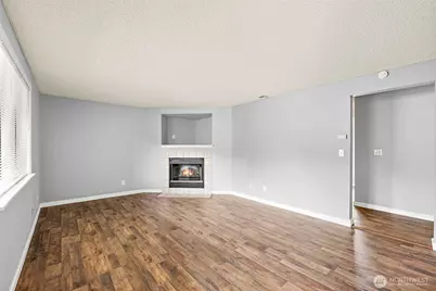 10010 Golden Given Road E #4, Tacoma, WA 98445 - Photo 6