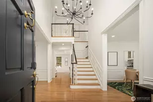 2400 100th Ave NE, Bellevue, WA 98004 - Photo 2