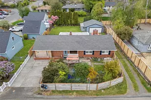 3311 Heather Pl W, University Place, WA 98466 - Photo 2