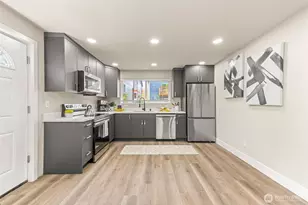 1411 26th Ave, Seattle, WA 98122 - Photo 10