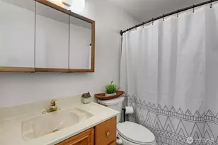 16022 126th Ave SE, Renton, WA 98058 - Photo 12