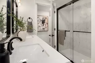 1023 109th Ave SE, Bellevue, WA 98004 - Photo 20