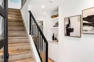 6505 19th Ave NW, Seattle, WA 98117 - Photo 2