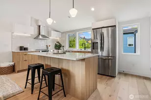6505 19th Ave NW, Seattle, WA 98117 - Photo 8