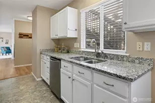 807 W Main St, Monroe, WA 98272 - Photo 12