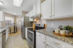 807 W Main St, Monroe, WA 98272 - Photo 10