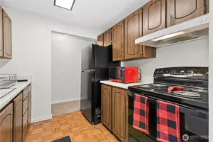 5506 220th St SW, Mountlake Terrace, WA 98043 - Photo 14