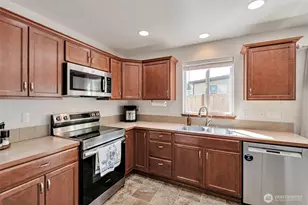 13112 27th Pl W, Everett, WA 98204 - Photo 6