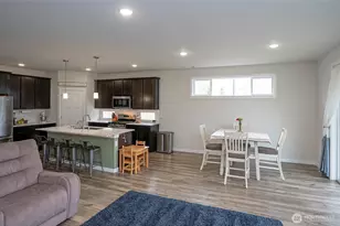 3843 SW Sylvia Ct, Port Orchard, WA 98367 - Photo 10