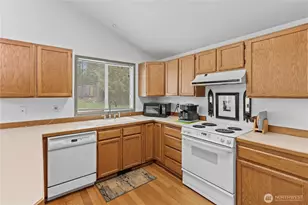 20415 120th St Ct E, Bonney Lake, WA 98391 - Photo 8