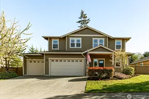 2837 SW Fairway Point Dr, Oak Harbor, WA 98277 - Photo 2