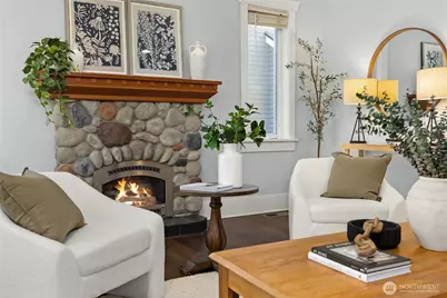 9039 North Town Drive NE, Bainbridge Island, WA 98110 - Photo 6