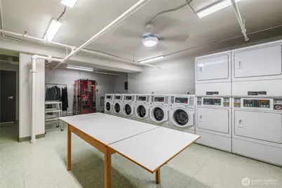 308 E Republican Street #705, Seattle, WA 98102 - Photo 24