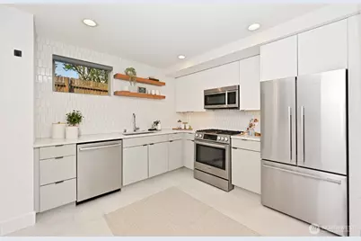 2108 E James Street #A, Seattle, WA 98122 - Photo 6