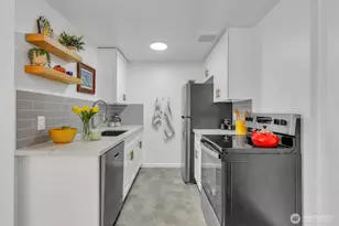 919 2nd Ave W, Seattle, WA 98119 - Photo 6