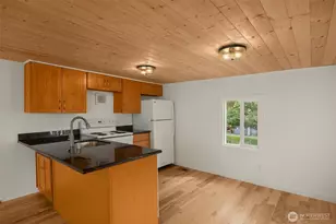 24222 54th Ave W, Mountlake Terrace, WA 98043 - Photo 8